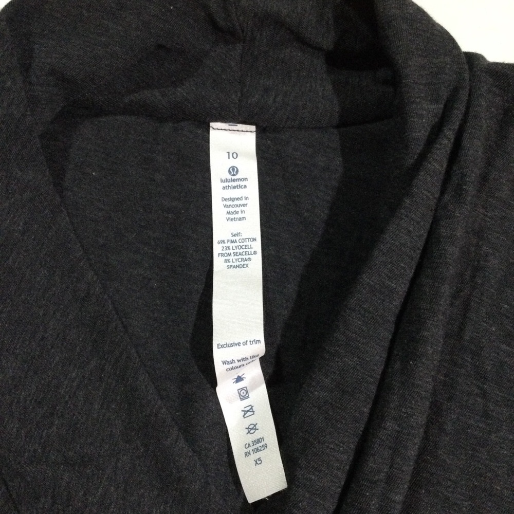 Lululemon Size 10 Radiant Long Sleeve Pullover - Picture 3 of 13